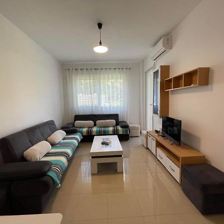 Nimfeum Apartments Shengjin Bagian luar foto