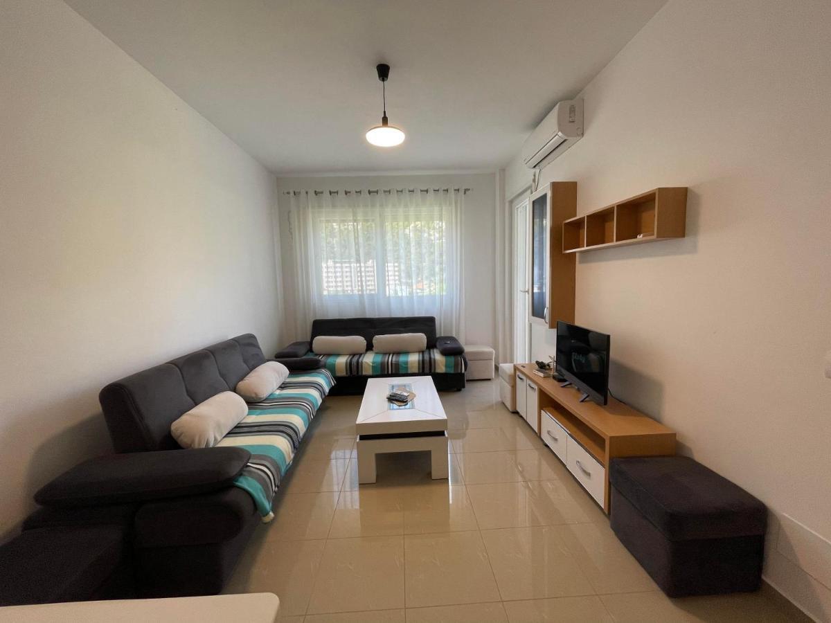 Nimfeum Apartments Shengjin Bagian luar foto