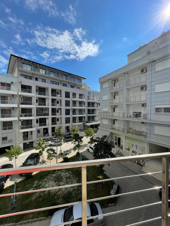 Nimfeum Apartments Shengjin Bagian luar foto
